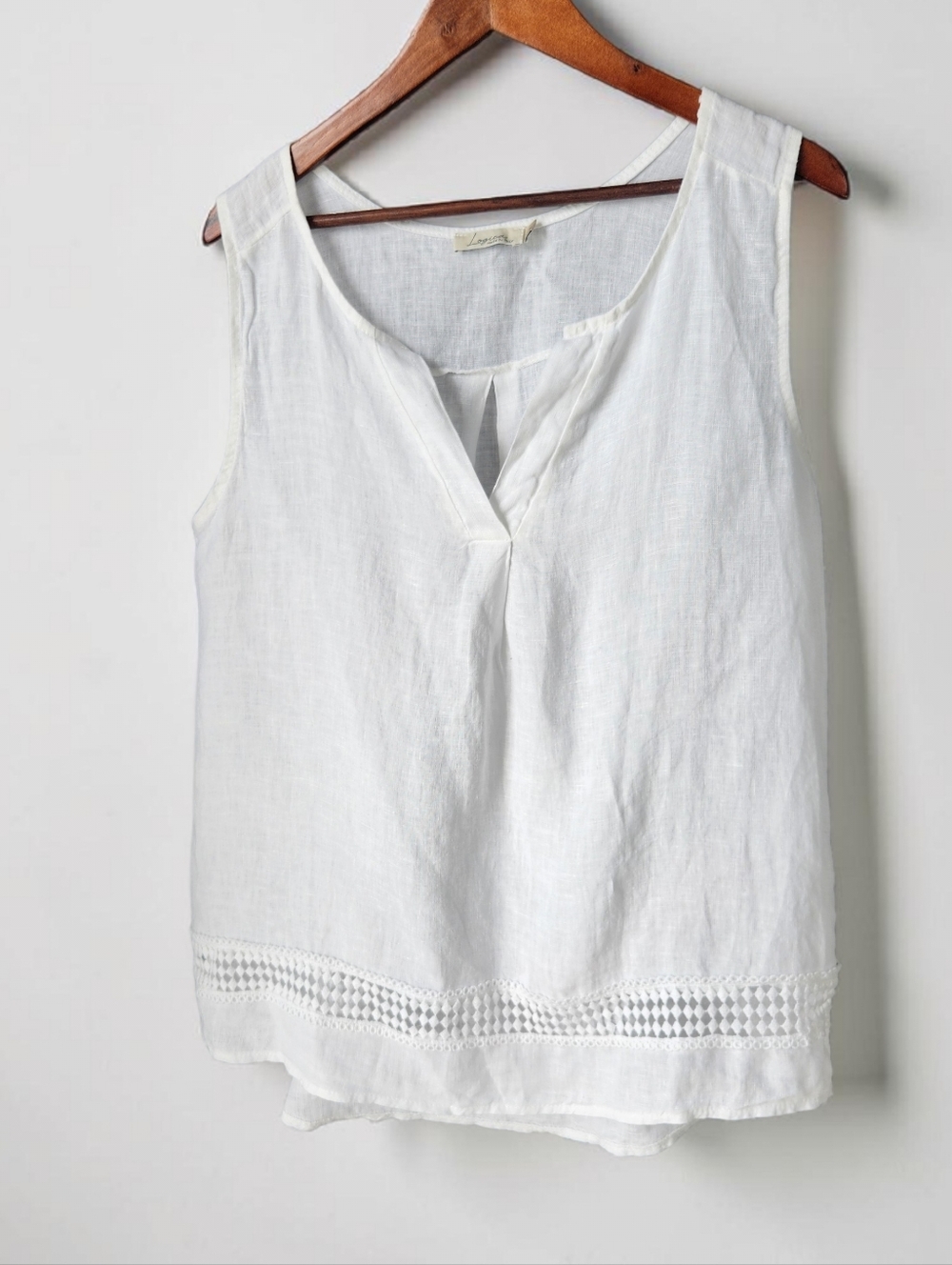 Logica Linen Sleeveless Top White Crochet Trim Womens M Relax Fit Split V Neck